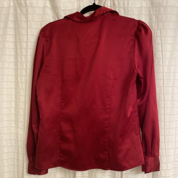 east fifth top Medium Women’s Red Button Up Long Sleeve Collared Work Office - Picture 4 of 4